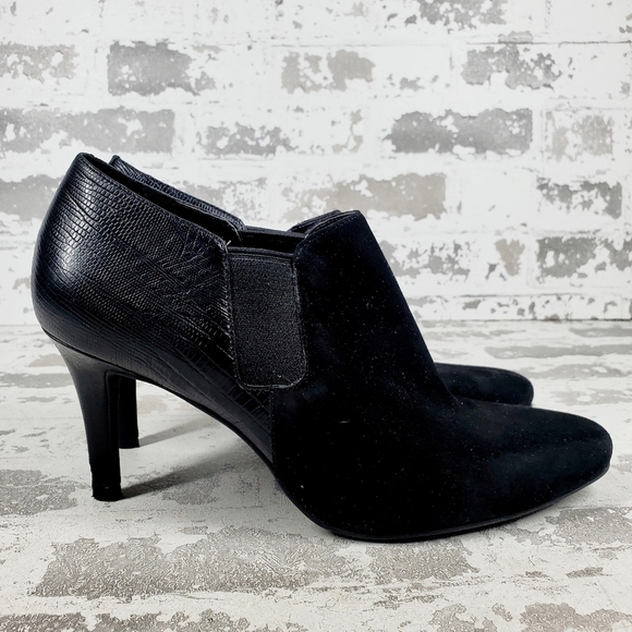 Cole Haan Womens Black Suede Elastic Gore Ankle Boots K23 - Picture 5 of 12